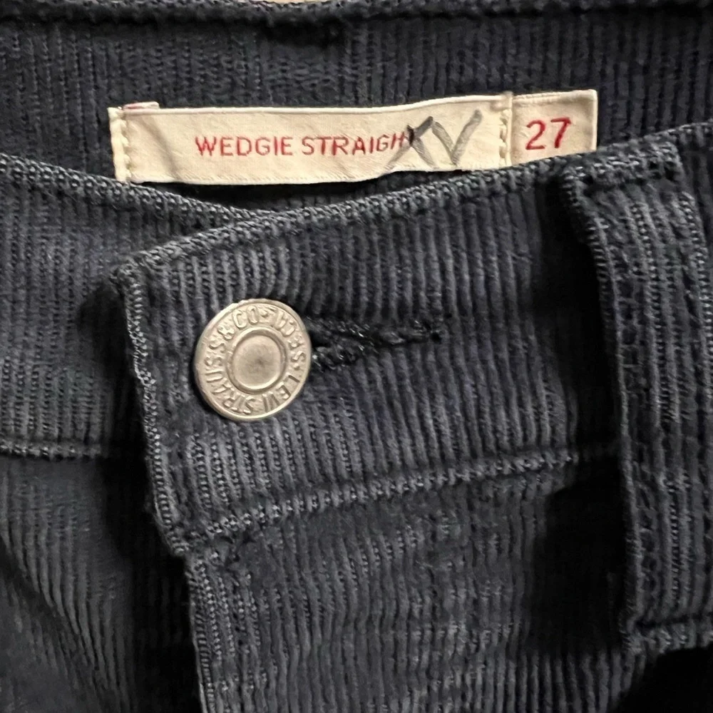 Levi’s Premium Wedgie Straight Corduroy Pants • Sz 27 • Muted Slate Blue